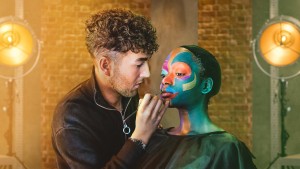 Phim Phù thủy trang điểm (Phần 2) - Glow Up (Season 2) (2019) Phim Phù thủy trang điểm (Phần 2) - Glow Up (Season 2) (2019)