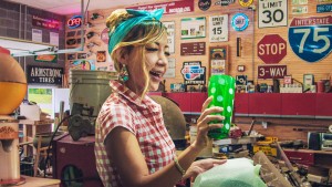 Xem Phim Swap Shop: Chợ vô tuyến (Phần 2)